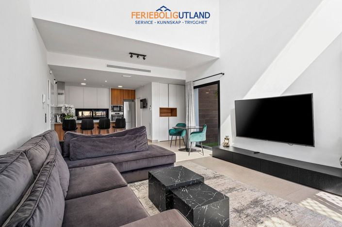 Image No.14-4 Bed Villa for sale