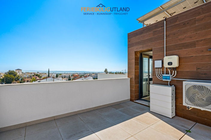 Image No.45-4 Bed Villa for sale