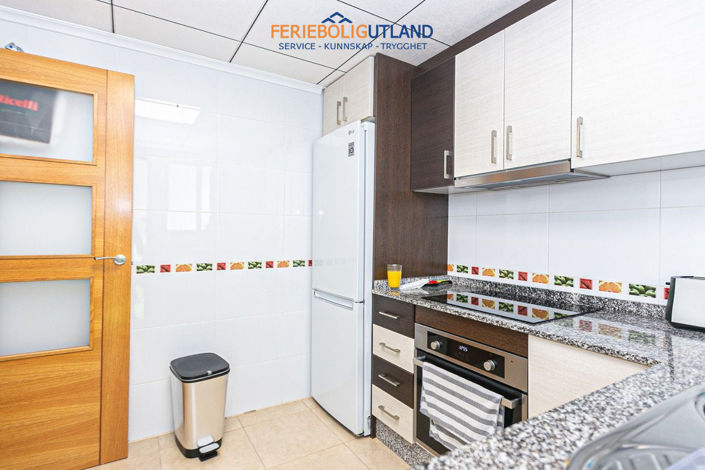 Image No.19-3 Bed Townhouse for sale