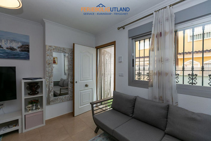 Image No.8-3 Bed Townhouse for sale