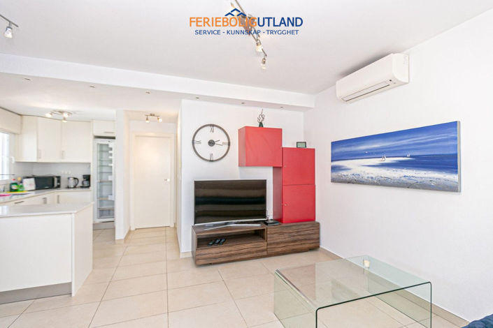 Image No.10-4 Bed Villa for sale