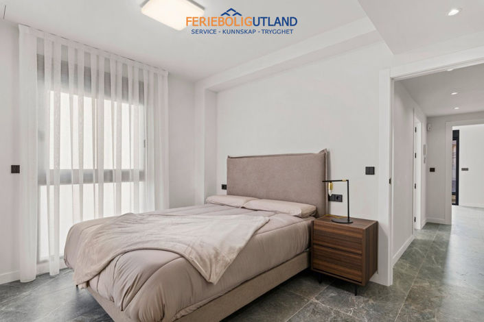 Image No.18-4 Bed Villa for sale