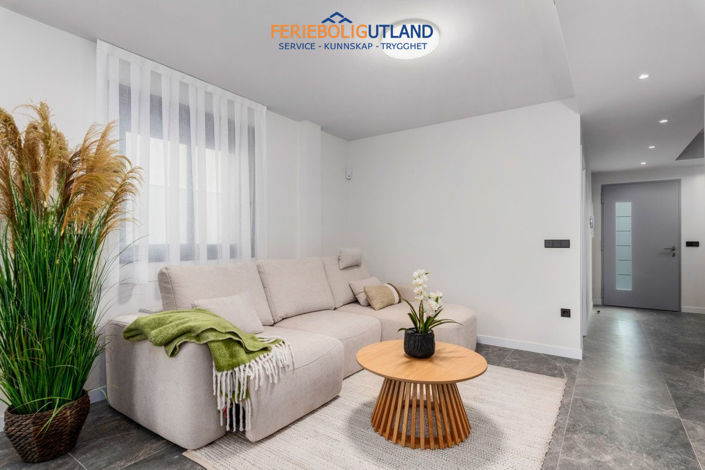 Image No.7-4 Bed Villa for sale