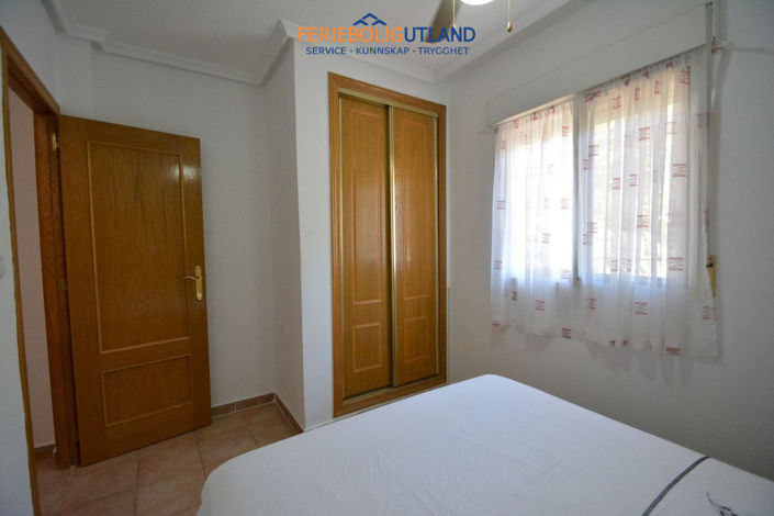 Image No.19-2 Bed Townhouse for sale