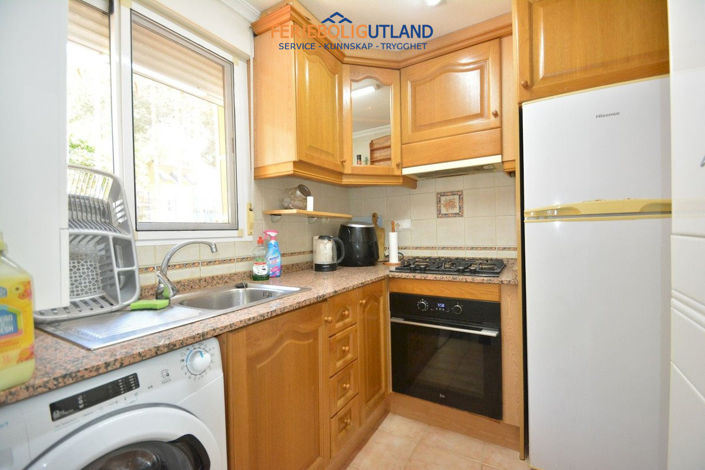 Image No.4-2 Bed Townhouse for sale