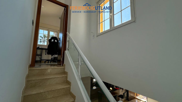 Image No.32-3 Bed Townhouse for sale