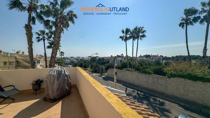 Image No.47-3 Bed Townhouse for sale