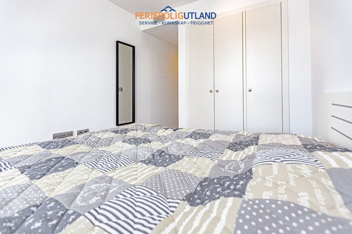 Image No.16-2 Bed Apartment for sale