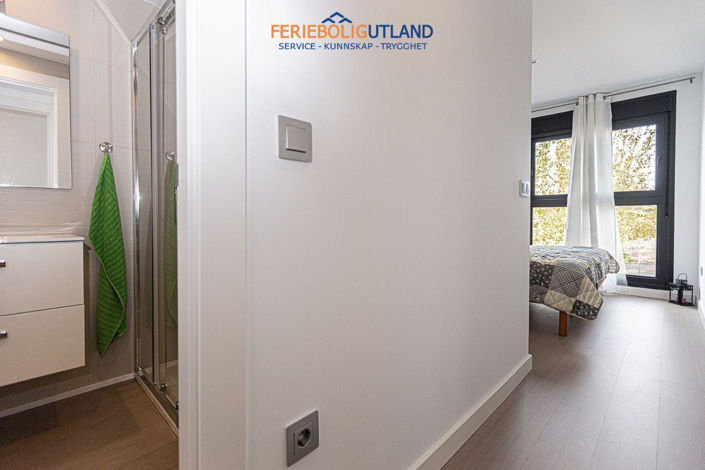 Image No.17-2 Bed Apartment for sale