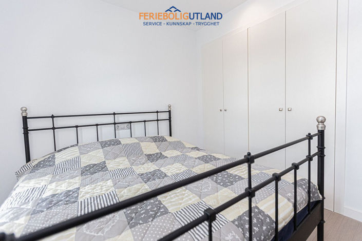 Image No.21-2 Bed Apartment for sale