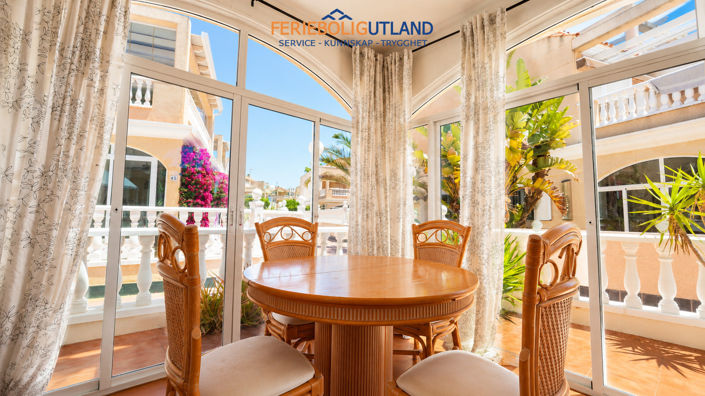 Image No.8-4 Bed Townhouse for sale
