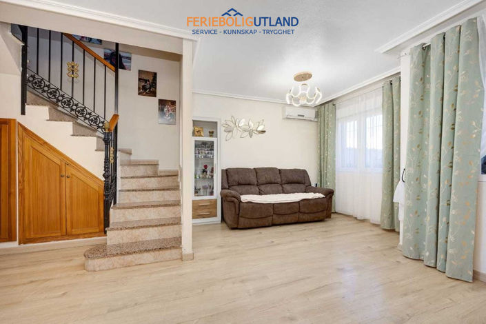 Image No.4-3 Bed Townhouse for sale