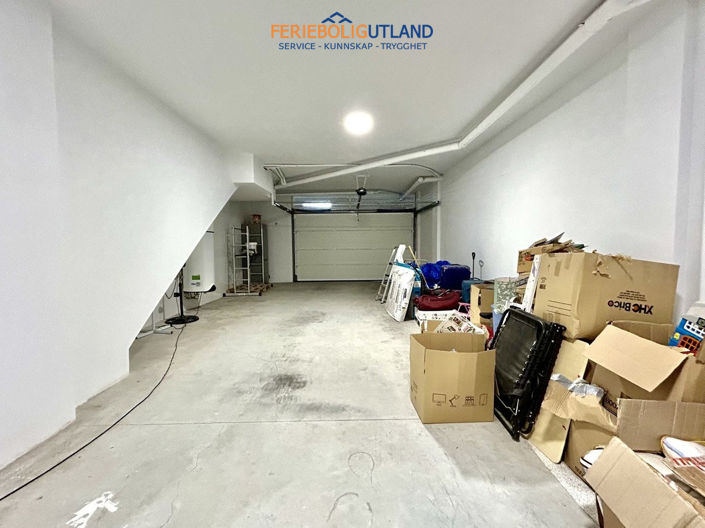 Image No.33-3 Bed Townhouse for sale