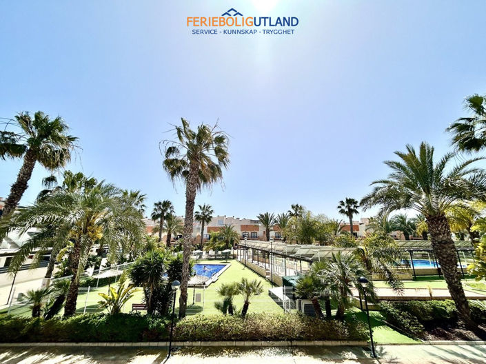 Image No.4-3 Bed Townhouse for sale