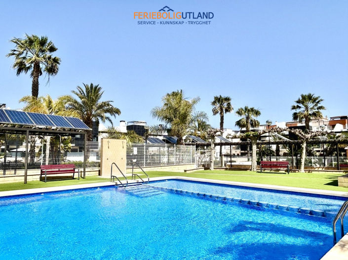 Image No.41-3 Bed Townhouse for sale