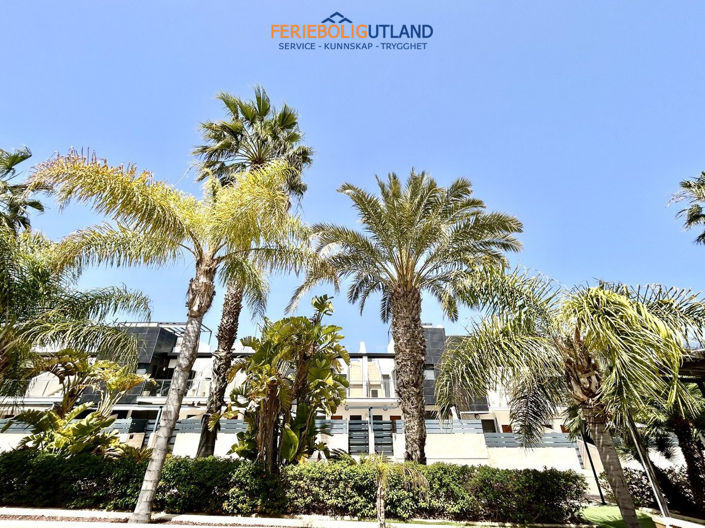 Image No.42-3 Bed Townhouse for sale