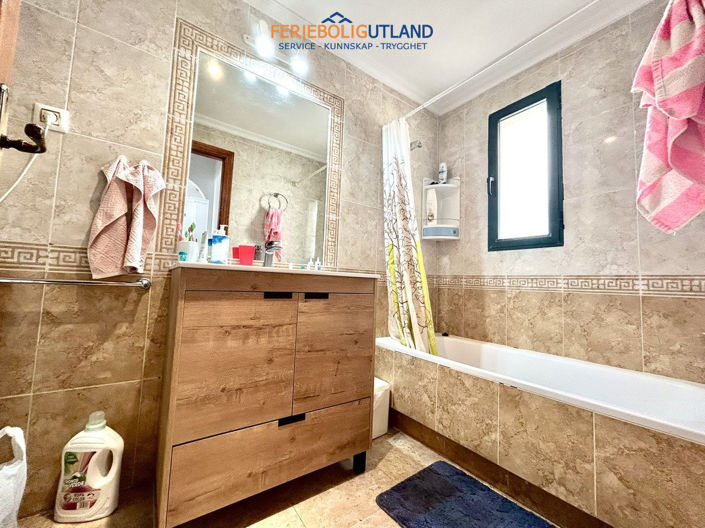 Image No.14-2 Bed Apartment for sale