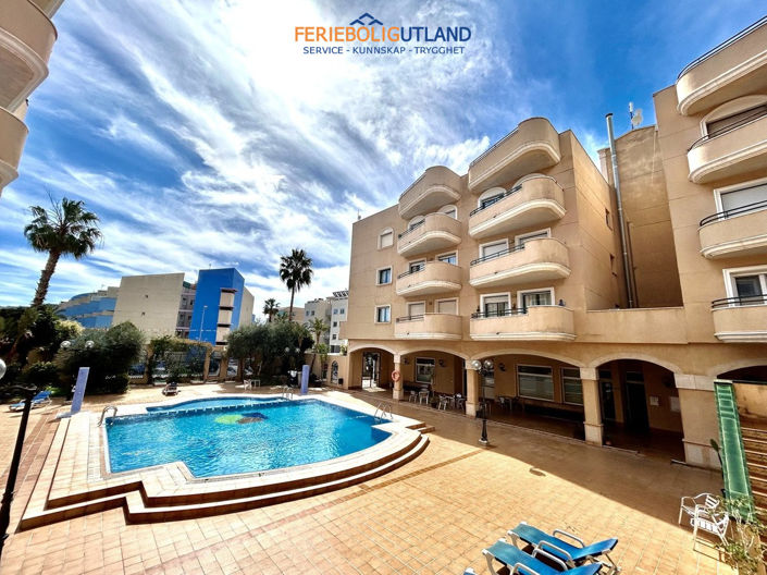 Image No.21-2 Bed Apartment for sale