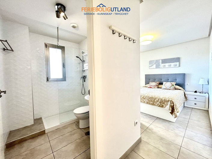 Image No.26-2 Bed Apartment for sale