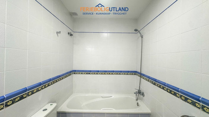 Image No.22-2 Bed Townhouse for sale