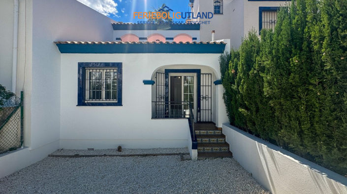 Image No.28-2 Bed Townhouse for sale