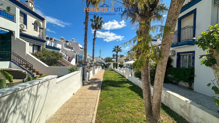 Image No.39-2 Bed Townhouse for sale