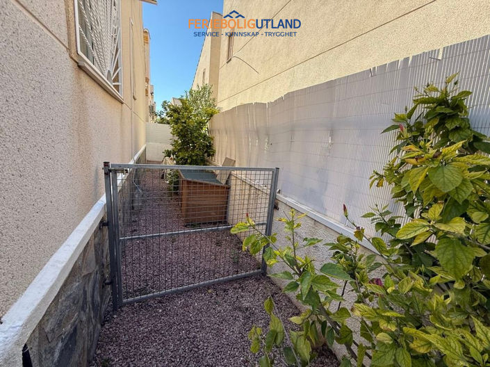 Image No.22-3 Bed Villa for sale