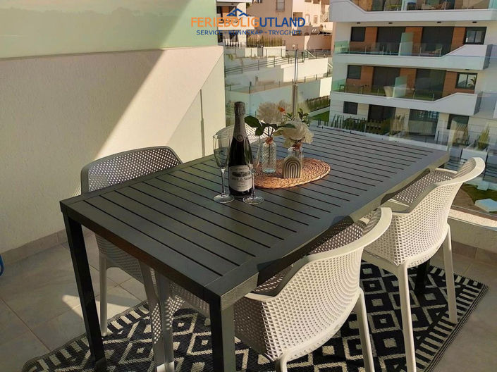 Image No.17-2 Bed Apartment for sale