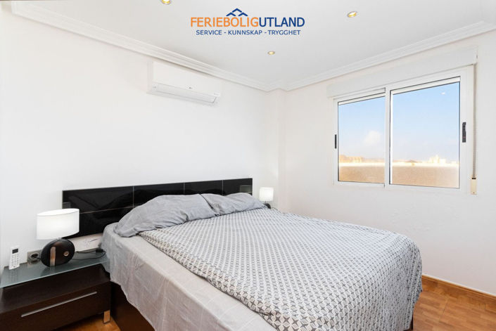 Image No.12-3 Bed Apartment for sale