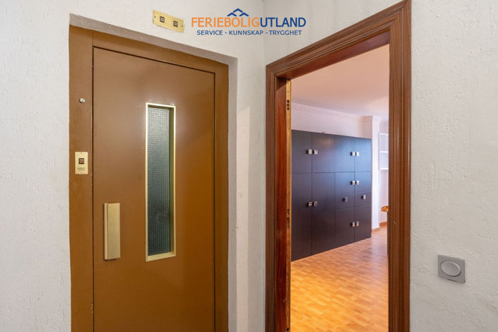 Image No.19-3 Bed Apartment for sale