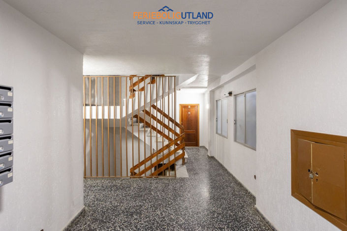 Image No.20-3 Bed Apartment for sale