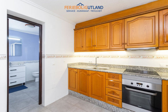 Image No.15-4 Bed Townhouse for sale