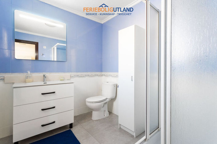 Image No.16-4 Bed Townhouse for sale