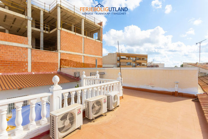 Image No.30-4 Bed Townhouse for sale