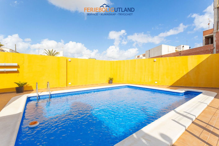 Image No.31-4 Bed Townhouse for sale