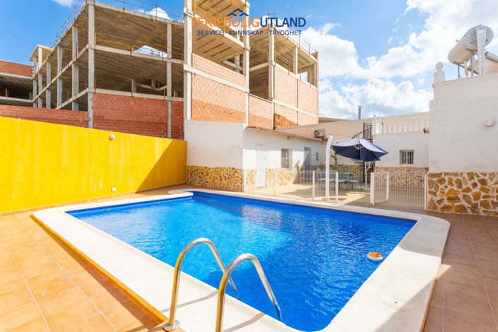 Image No.32-4 Bed Townhouse for sale