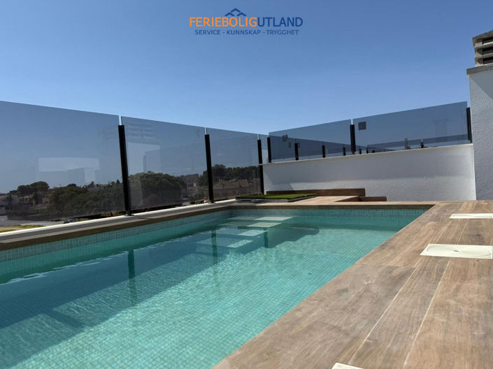 Image No.12-2 Bed Bungalow for sale