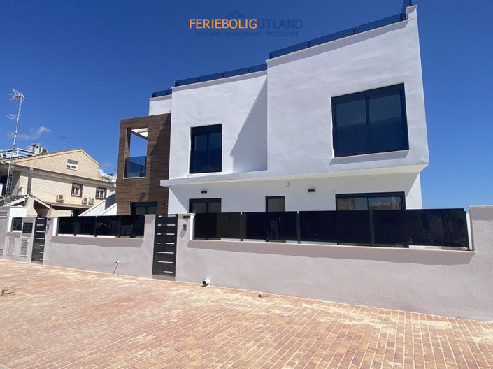 Image No.21-2 Bed Bungalow for sale