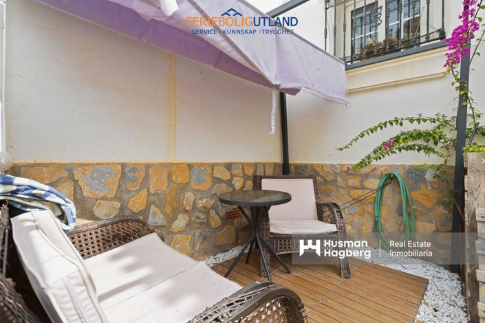 Image No.17-2 Bed Townhouse for sale