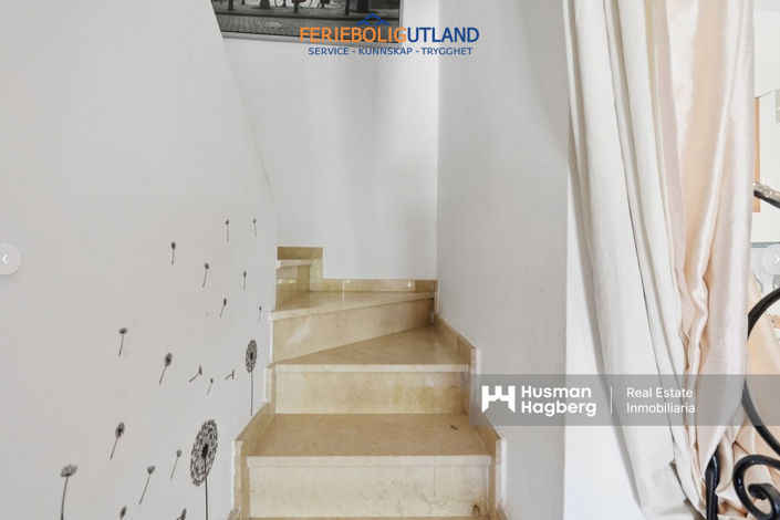 Image No.19-2 Bed Townhouse for sale