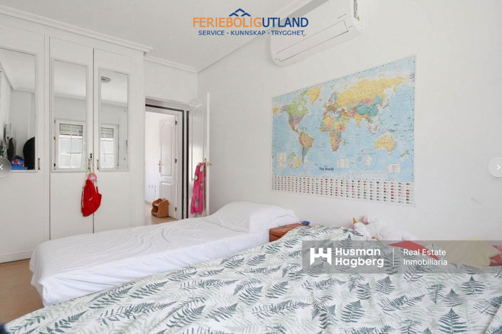 Image No.26-2 Bed Townhouse for sale