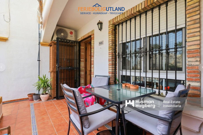 Image No.6-2 Bed Townhouse for sale