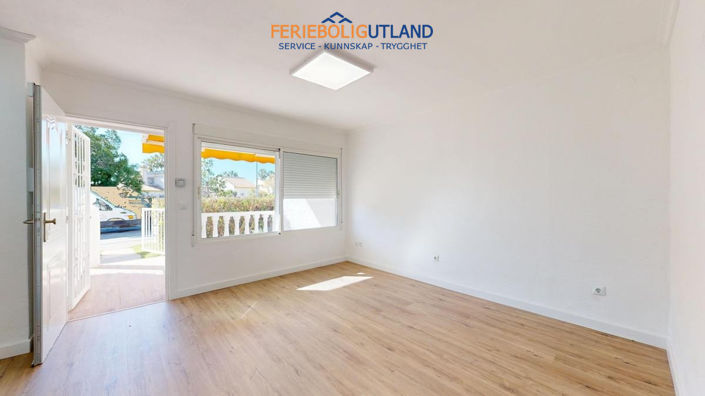 Image No.13-2 Bed Apartment for sale