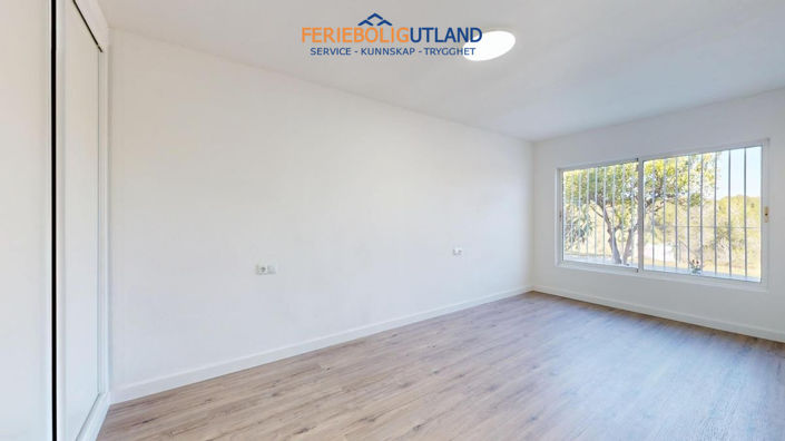 Image No.22-2 Bed Apartment for sale