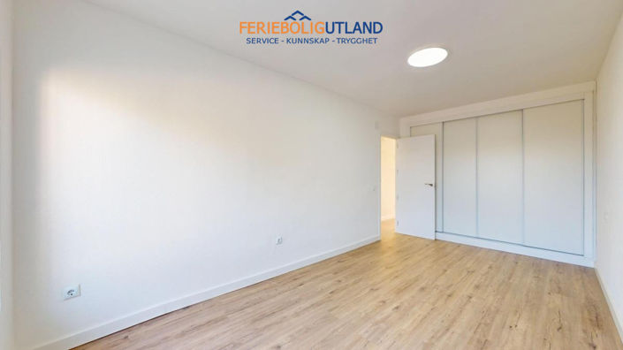 Image No.25-2 Bed Apartment for sale