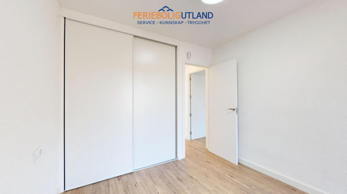 Image No.32-2 Bed Apartment for sale