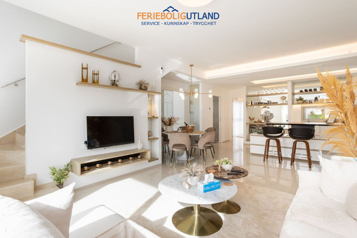 Image No.11-4 Bed Villa for sale