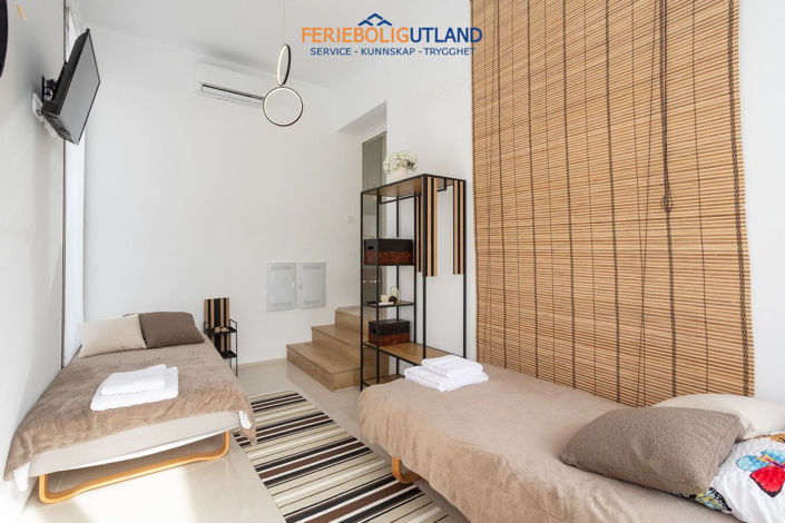 Image No.21-4 Bed Villa for sale