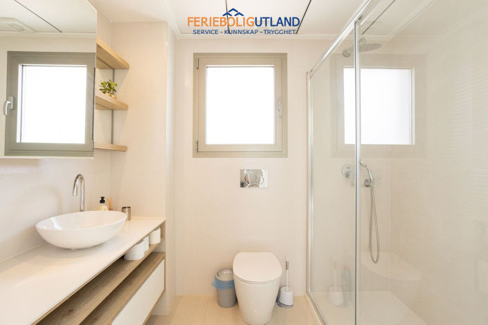 Image No.24-4 Bed Villa for sale