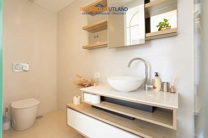 Image No.34-4 Bed Villa for sale